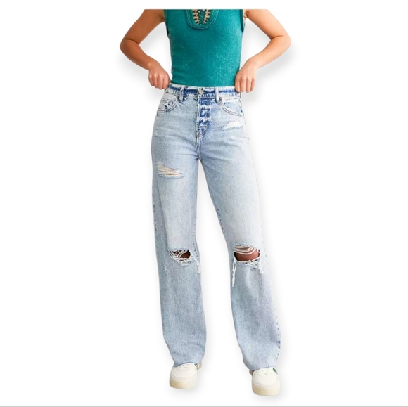 Hidden Denim - Hidden “Logan” NWT Women’s Light Blue Distressed Jeans